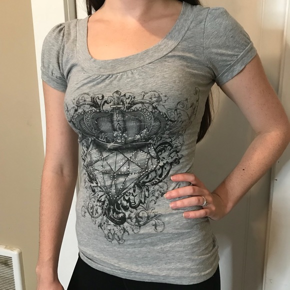 Stretchy Graphic Tee - Diamond and Crown - Picture 1 of 5